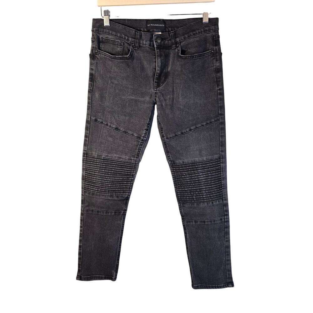 No Boundaries W30L30 Black Stonewashed Jeans with Stitch Details [0225]